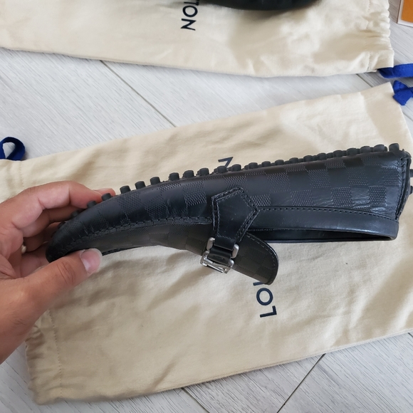 Louis Vuitton shoes - Picture 4 of 5